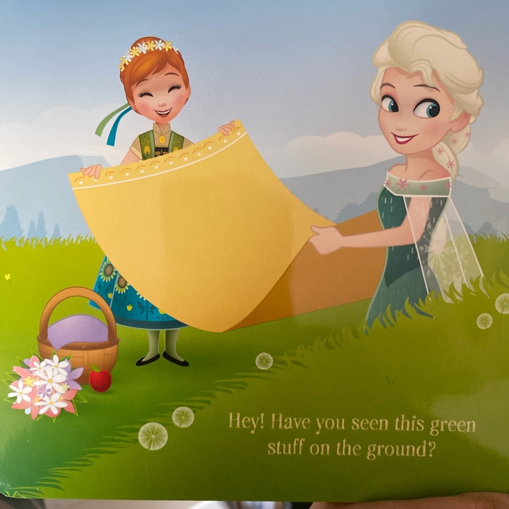 Disney Frozen- Olef Welcomes Spring Hardcover Book - Picture 4 of 4